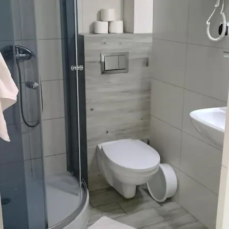 Alloggio in famiglia Fala *